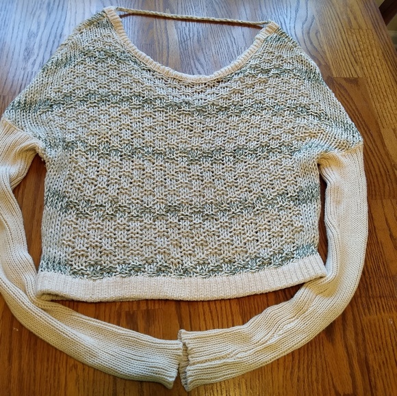 Free People V-Backed Slouch Knit Sweater. - Picture 8 of 8